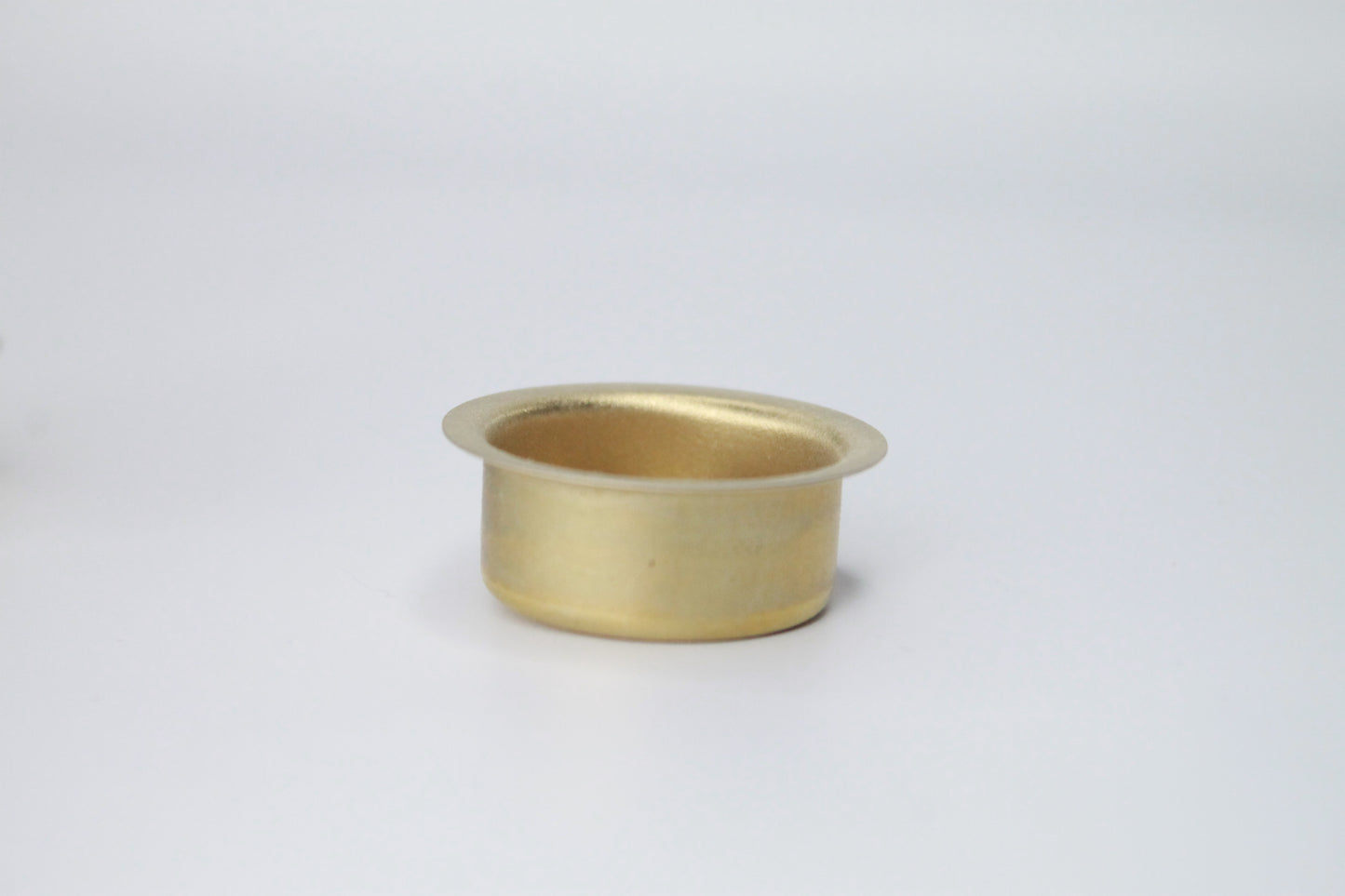 Blecheinsatz / Kerzentülle / Lichtertülle Messing - Größe Ø 14mm